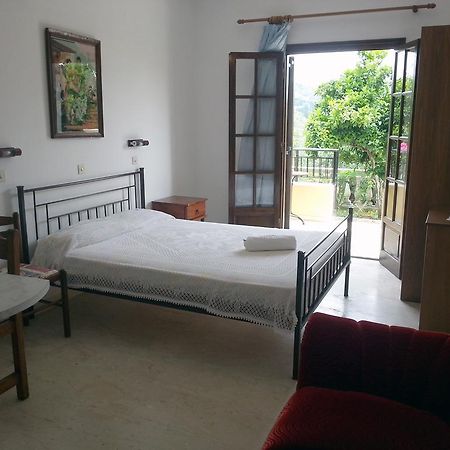 Villa Helen Arillas  Luaran gambar